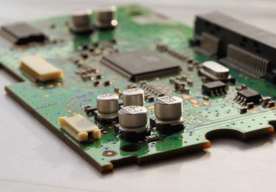 PCB制板工藝中的過(guò)孔塞油是什么意思？